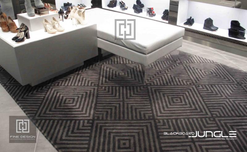 Shoe_retail_store_carpet